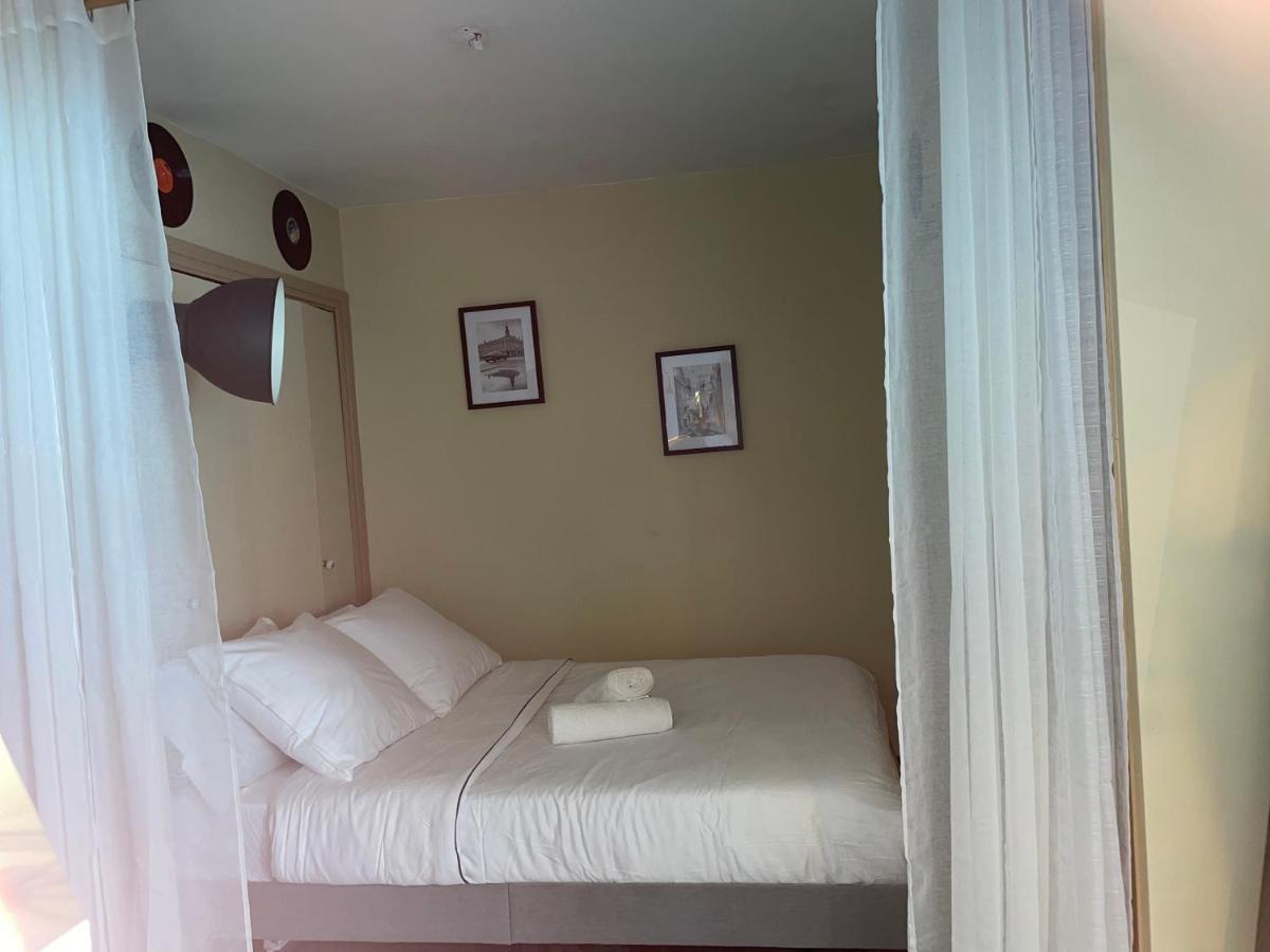 Somptueux Appartement Face A La Mer ツーロン エクステリア 写真
